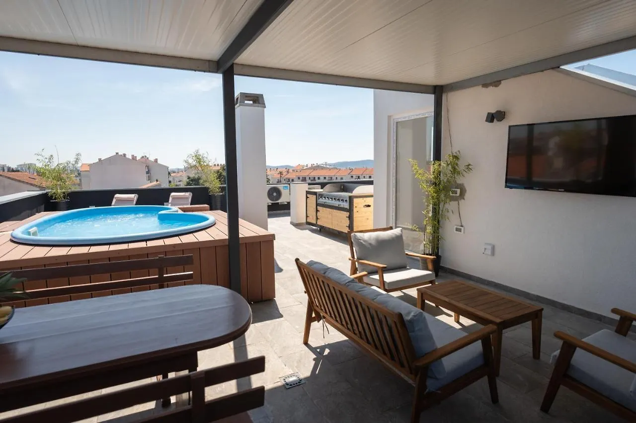 Rooftop Apartment Iadera Zadar 0*,  Croatia